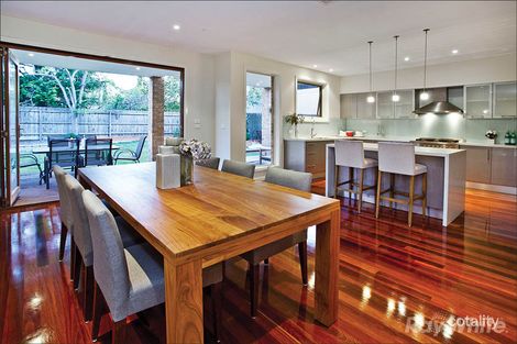 Property photo of 27 Crown Street Glen Waverley VIC 3150