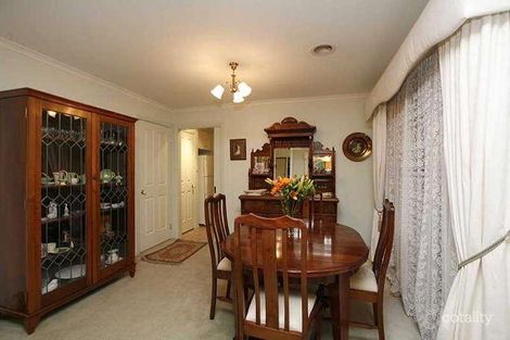 Property photo of 8 Erindale Mews Point Cook VIC 3030