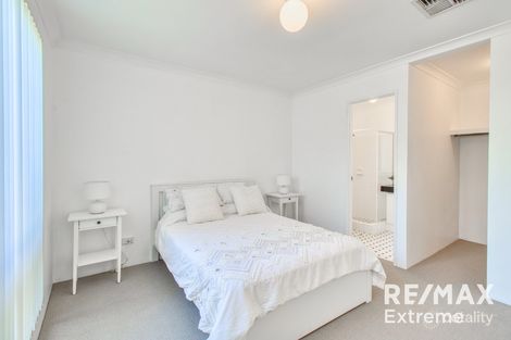 Property photo of 33 White Tern Elbow Quinns Rocks WA 6030