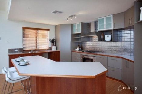 Property photo of 18 Tarquin Gardens Belmont WA 6104