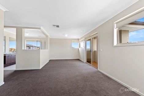 Property photo of 9 Benaud Way Point Cook VIC 3030