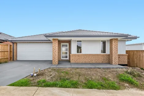 19 Pebble Rd, Pakenham, VIC 3810