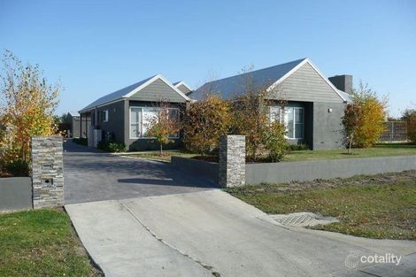 21 May Park Dr, Paynesville, VIC 3880