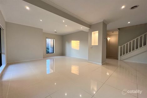 Property photo of 4 Manor Green Macleod VIC 3085
