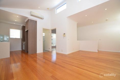 Property photo of 7/10 Rosamond Road Footscray VIC 3011