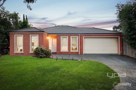 Property photo of 10 Desna Place Roxburgh Park VIC 3064