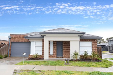 Property photo of 2 Feodora Street Greenvale VIC 3059