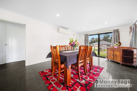 Property photo of 4 Cambridge Place Kensington Grove QLD 4341