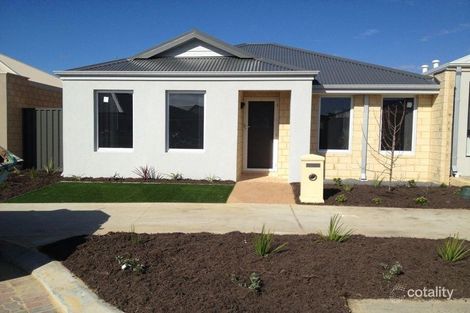Property photo of 15 Cinnabar Bend Aveley WA 6069
