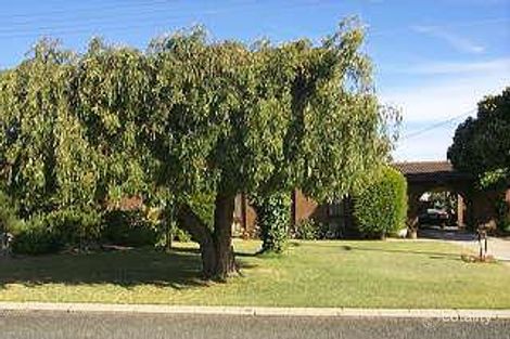 9 Allamanda Way, Forrestfield, WA 6058