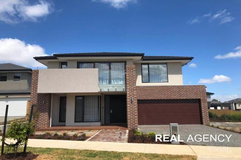 64 Harcrest Bvd, Wantirna South, VIC 3152