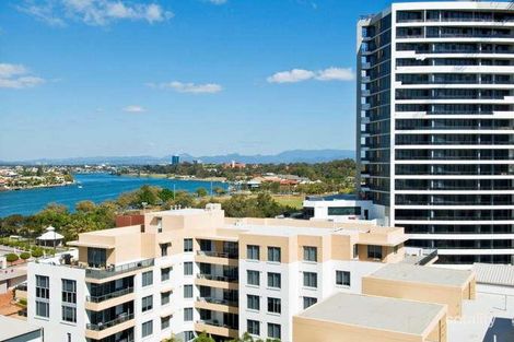 902/1 Aqua St, Southport, QLD 4215