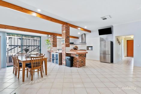 Property photo of 15 Trigger Plant Avenue Ellenbrook WA 6069