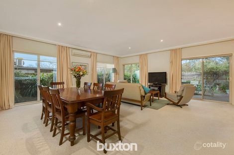 Property photo of 2/47 Oak Hill Road Mount Waverley VIC 3149