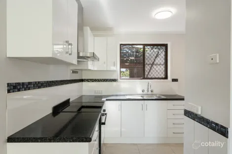 Property photo of 3/15 Edith Street Newtown QLD 4350