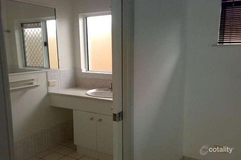 Property photo of 2 Molloy Close Smithfield QLD 4878