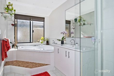 Property photo of 22 Whitemoss Turn Waikiki WA 6169