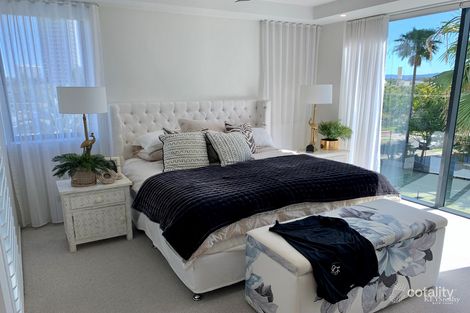 4/11 Peak Ave, Main Beach, QLD 4217