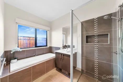 Property photo of 7 Shakespeare Grove Officer VIC 3809