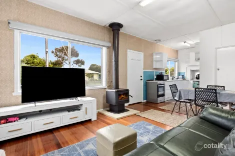 Property photo of 52 Beach Road St Leonards VIC 3223