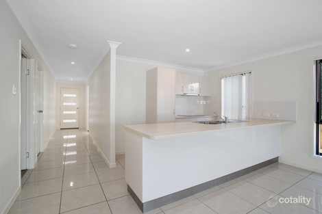 Property photo of 7 Henley Close Blacks Beach QLD 4740