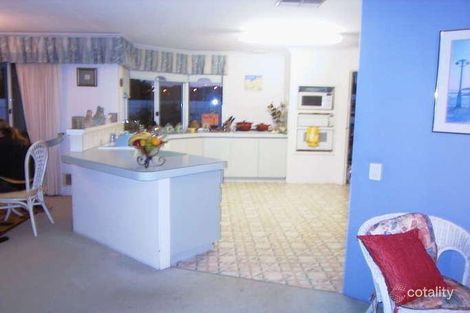 Property photo of 12 Fernie Gardens Winthrop WA 6150