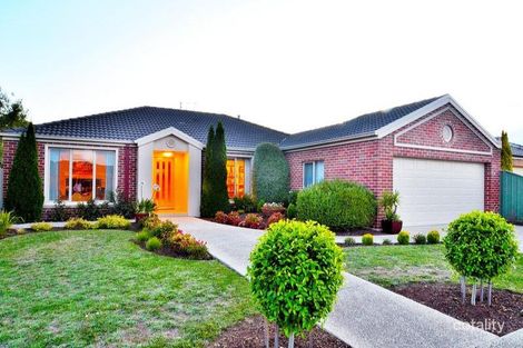 Property photo of 9 St Chester Avenue Lake Gardens VIC 3355