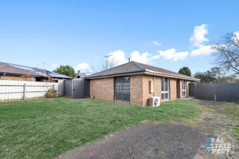 Property photo of 1/9 Cook Court Cranbourne North VIC 3977