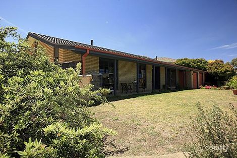 Property photo of 22 Whiteman Street Wanniassa ACT 2903