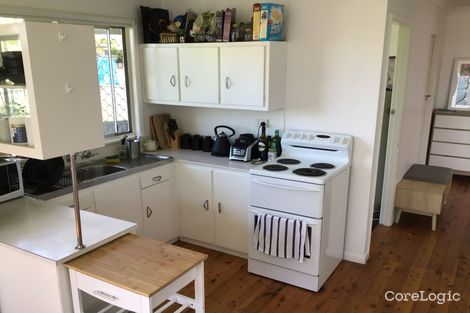 Property photo of 14 Shannon Parade Berkeley Vale NSW 2261