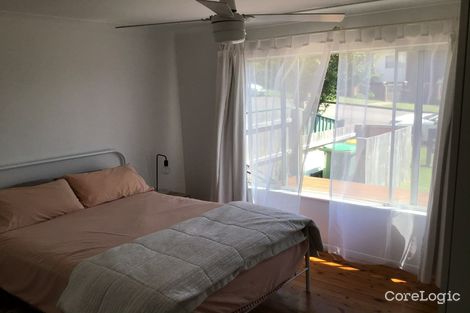 Property photo of 14 Shannon Parade Berkeley Vale NSW 2261