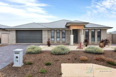 Property photo of 19 Moore Avenue Nuriootpa SA 5355