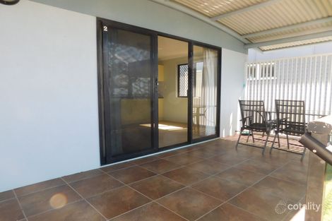 Property photo of 2/201 Wynnum Esplanade Wynnum QLD 4178