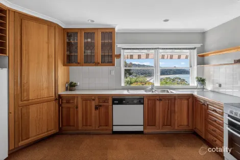 Property photo of 60 Roslyn Avenue Kingston Beach TAS 7050