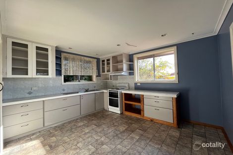 Property photo of 17 Harvil Way Devonport TAS 7310
