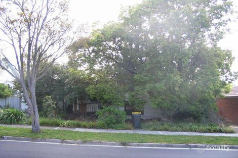 18 Halls Pde, Mitcham, VIC 3132