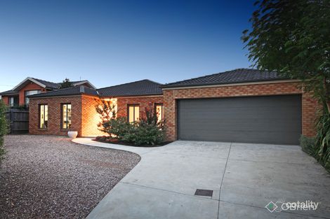 41 Hillside Rd, Mount Waverley, VIC 3149