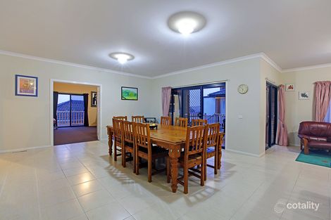 Property photo of 32 Skyline Drive South Morang VIC 3752