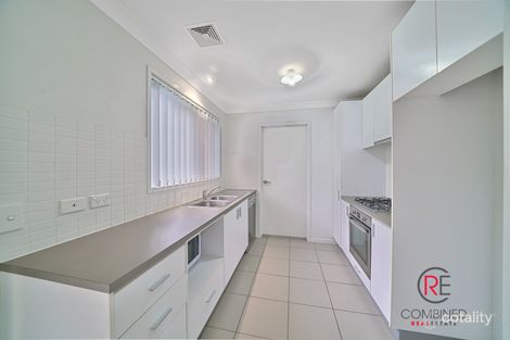 Property photo of 25 Minorca Circuit Spring Farm NSW 2570