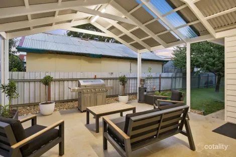 Property photo of 2 Charleville Road Turvey Park NSW 2650