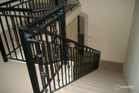 Property photo of 1/23 Vaggelas Crescent Biggera Waters QLD 4216