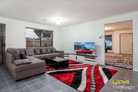 Property photo of 30 Fairhaven Boulevard Cranbourne West VIC 3977