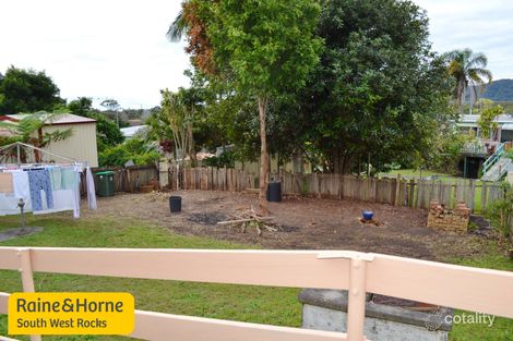 Property photo of 8 Panorama Avenue South West Rocks NSW 2431
