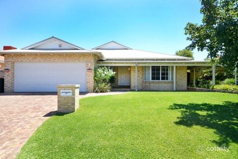 Property photo of 27 Wakeley Way Duncraig WA 6023