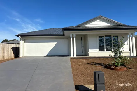 13 Boxcar St, Warragul, VIC 3820