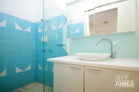 Property photo of 5/8 Ames Street Coorparoo QLD 4151