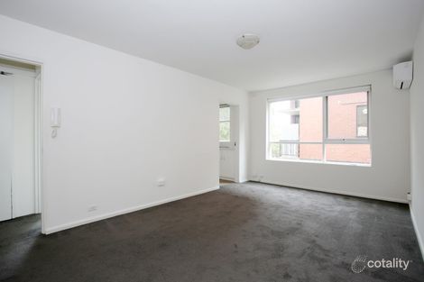 2/16 Normanby St, Windsor, VIC 3181