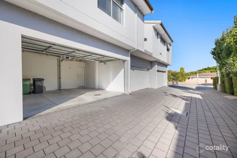 6/11 Debenham St, Thornlie, WA 6108