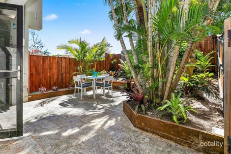 Property photo of 1/2 Orealla Crescent Sunrise Beach QLD 4567