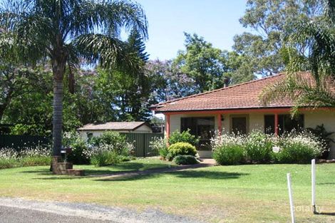 2 Mackenzie Ave, Woy Woy, NSW 2256